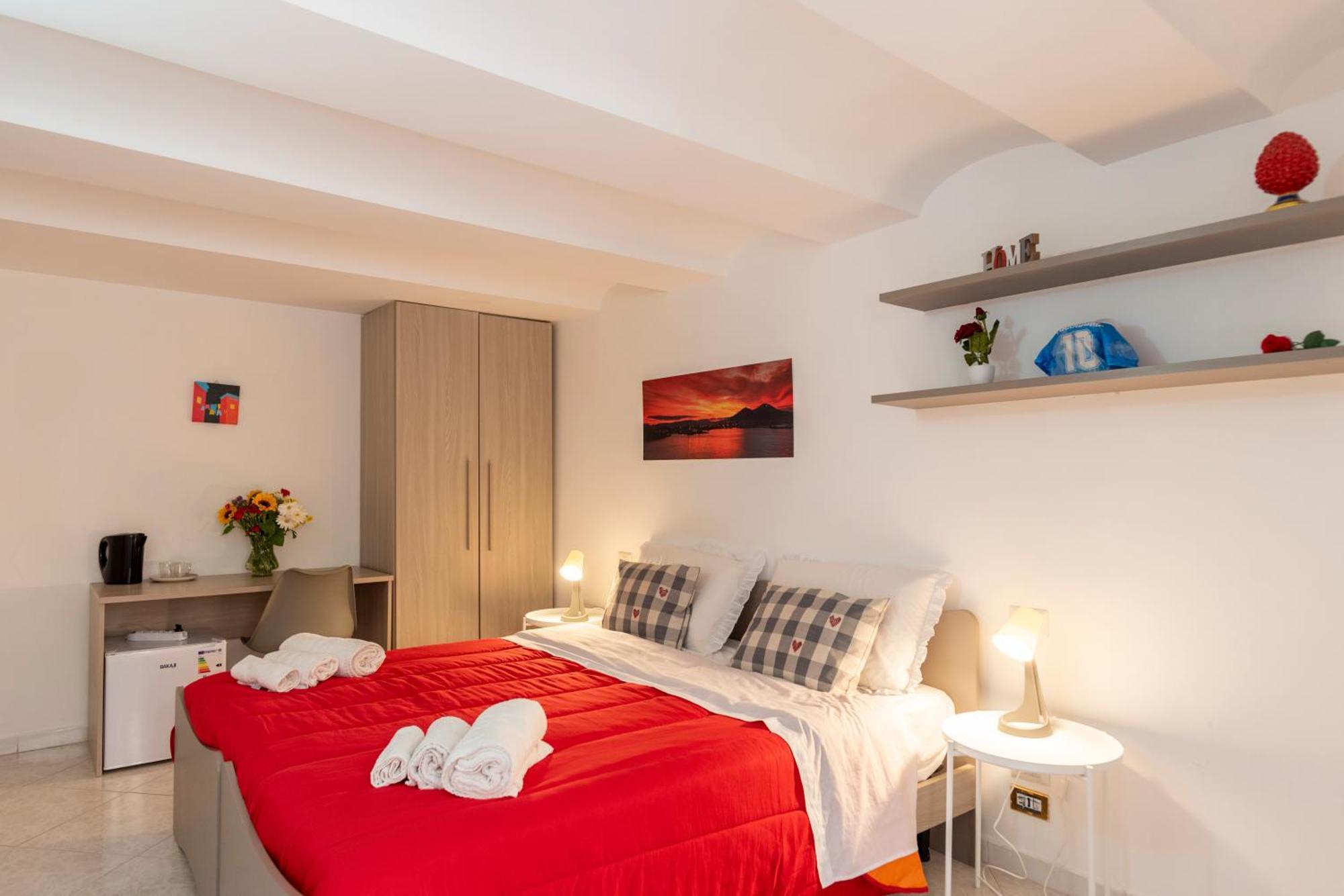 Napoli Centro, Dm Suites Buitenkant foto