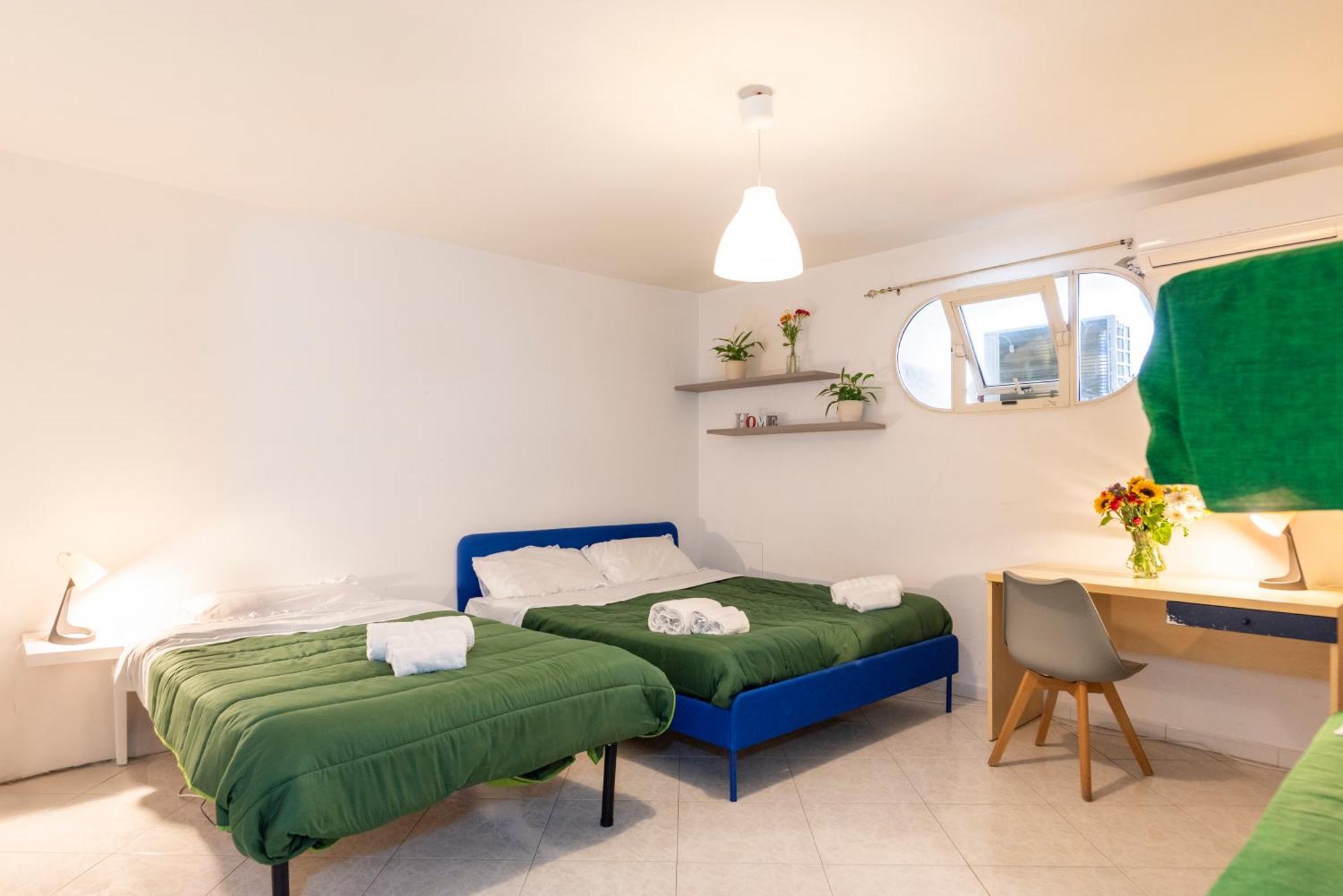 Napoli Centro, Dm Suites Buitenkant foto