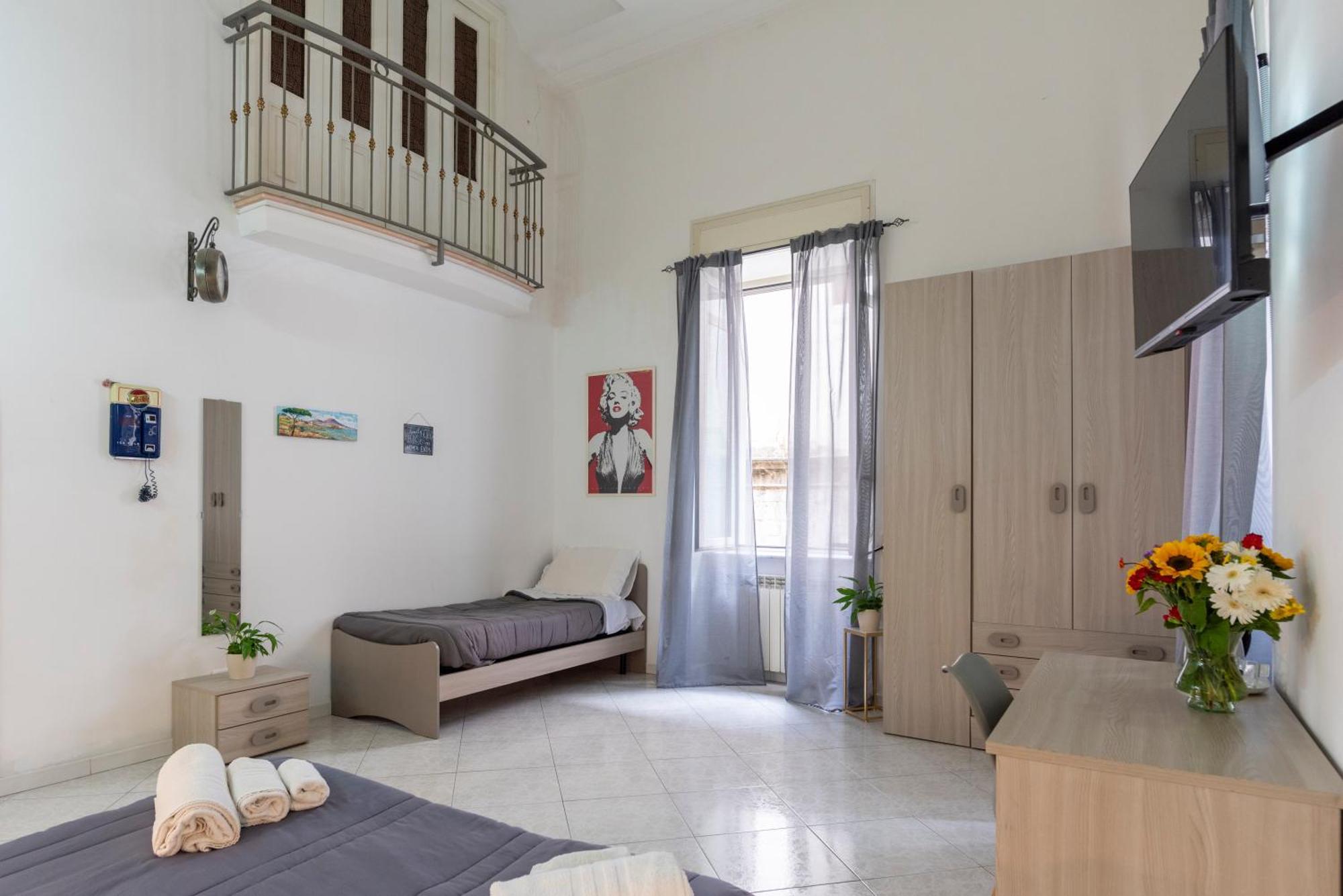 Napoli Centro, Dm Suites Buitenkant foto